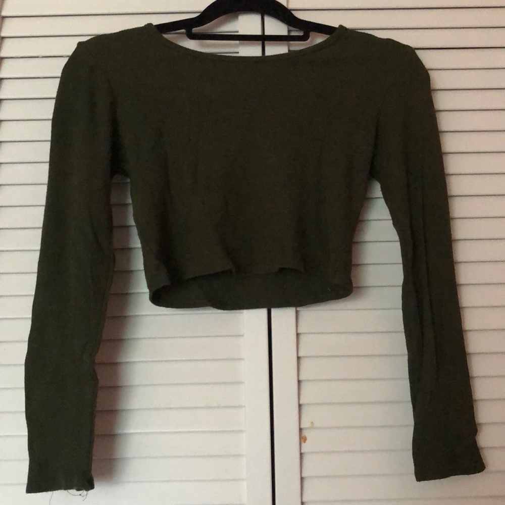 Navy green long sleeve crop